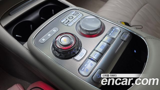 Genesis G90 2022 — photo 12