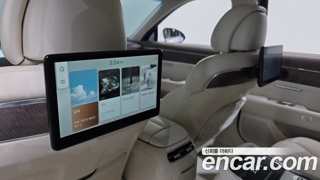Genesis G90 2022 — photo 32