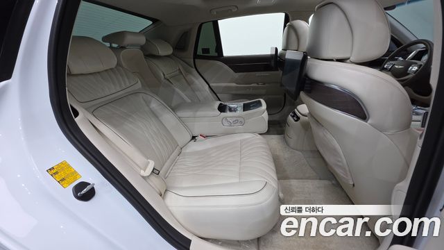 Genesis G90 2022 — photo 34