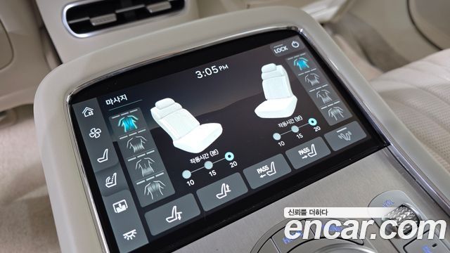 Genesis G90 2022 — photo 35