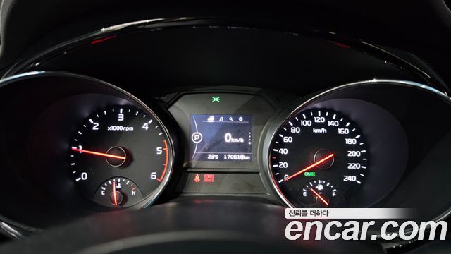 Kia Canival 2016 — photo 8