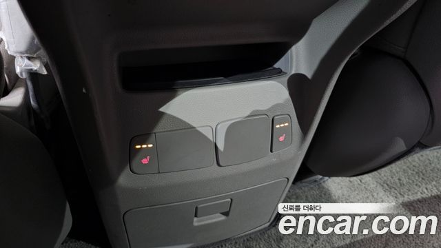 Kia Canival 2016 — photo 20