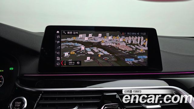 BMW 5-Series 2019 — photo 20