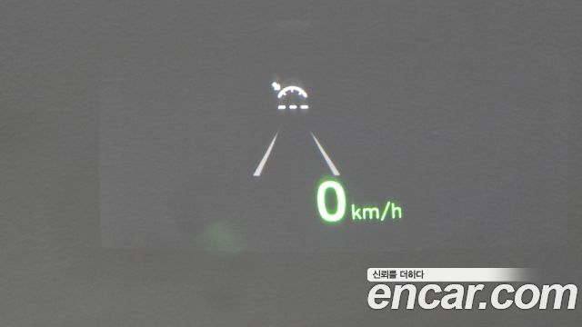 Genesis G90 2019 — photo 25