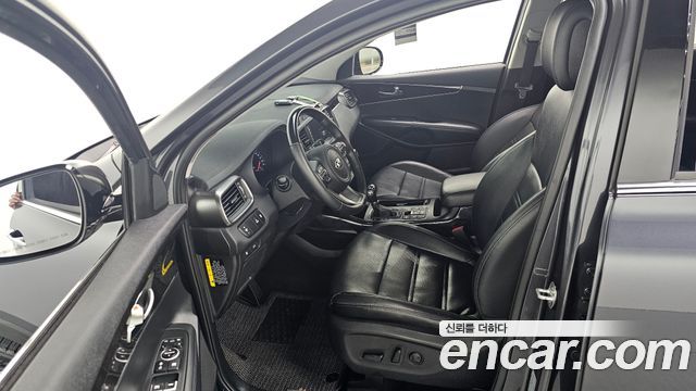 Kia Sorento 2015 — photo 13