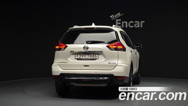 Nissan X-Trail 2018 — photo 4