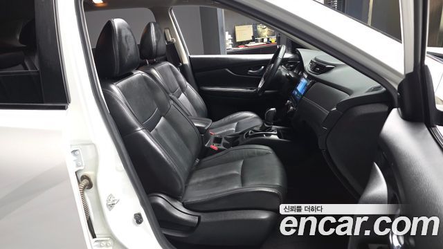 Nissan X-Trail 2018 — photo 17