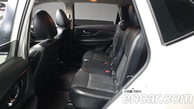 Nissan X-Trail 2018 — photo 16