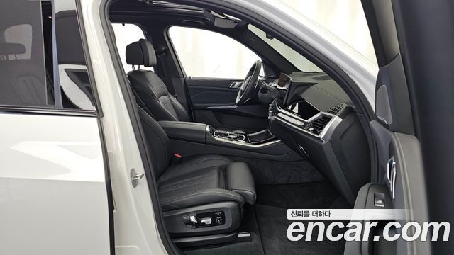 BMW X5 2025 — photo 11