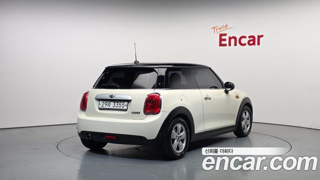 Mini Cooper 2015 — photo 2