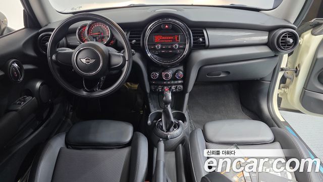 Mini Cooper 2015 — photo 7