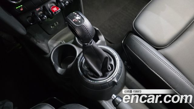Mini Cooper 2015 — photo 9