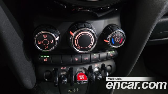 Mini Cooper 2015 — photo 17
