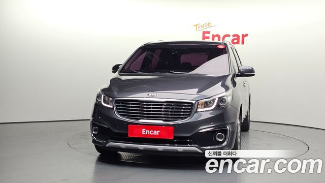 Kia Canival 2015 — photo 3