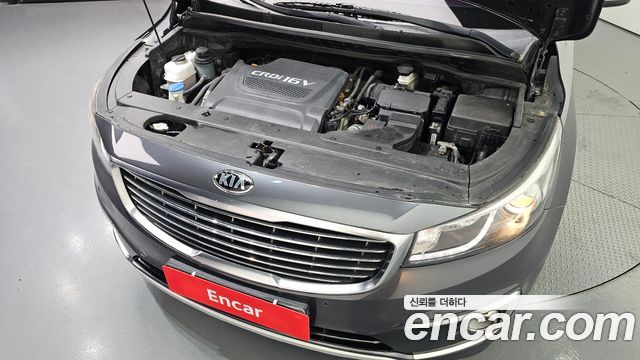 Kia Canival 2015 — photo 6