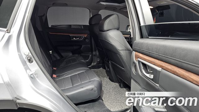 Honda CR-V 2021 — photo 18
