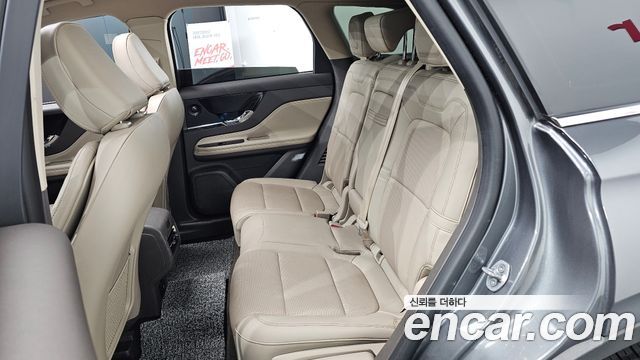 Lincoln Corsair 2022 — photo 18