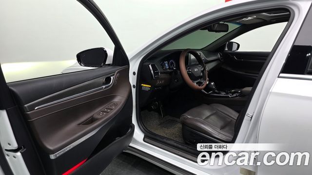 Hyundai Grandeur 2018 — photo 10