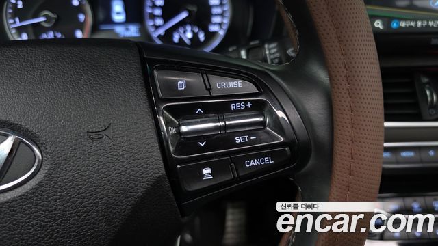 Hyundai Grandeur 2018 — photo 18