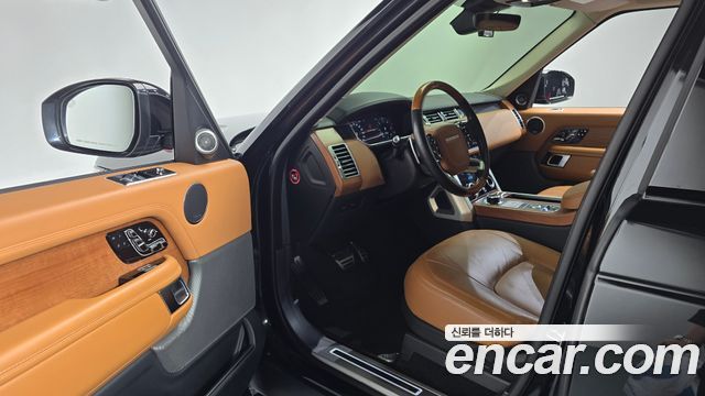 Land Rover Range Rover 2018 — photo 13