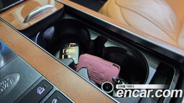 Land Rover Range Rover 2018 — photo 22