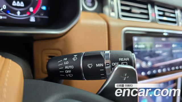 Land Rover Range Rover 2018 — photo 28