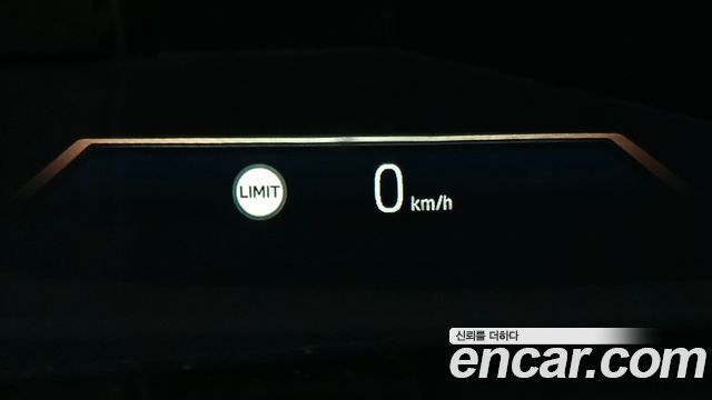 BMW 7-Series 2024 — photo 25