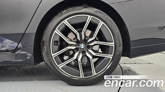 BMW 7-Series 2024 — photo 7