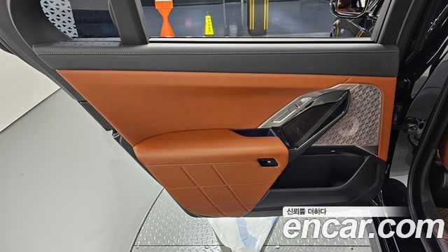 BMW 7-Series 2024 — photo 15