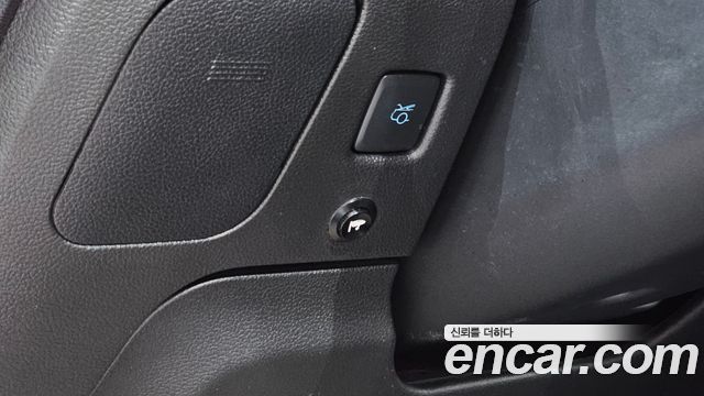 Ford Mustang 2022 — photo 15