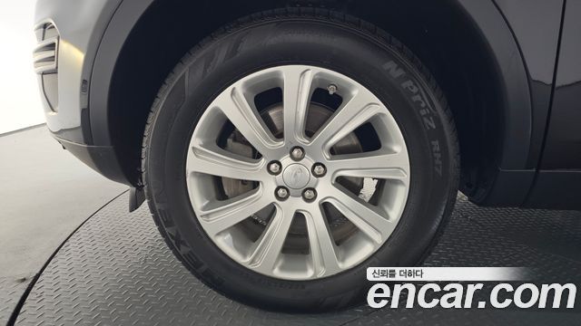 Land Rover Discovery Sport 2016 — photo 5