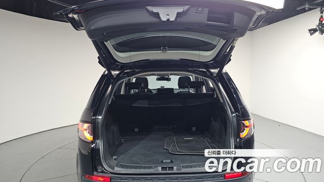 Land Rover Discovery Sport 2016 — photo 20