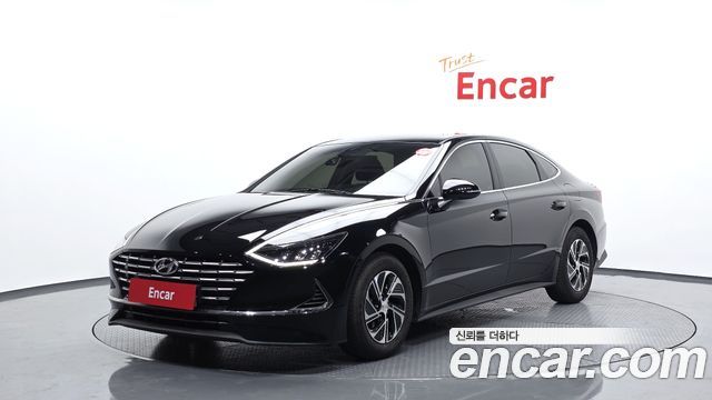 Hyundai Sonata 2022 — photo 1