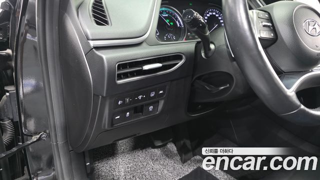 Hyundai Sonata 2022 — photo 13