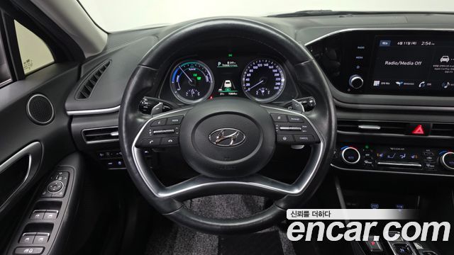 Hyundai Sonata 2022 — photo 14