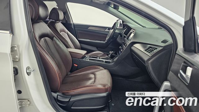 Hyundai Sonata 2017 — photo 17