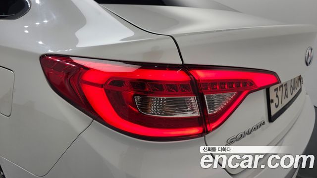 Hyundai Sonata 2017 — photo 9