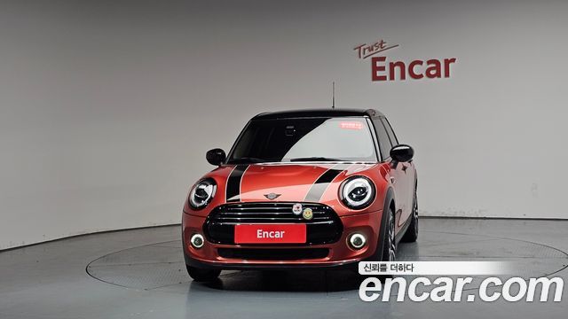 Mini Cooper 2020 — photo 3