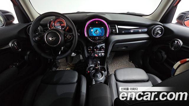 Mini Cooper 2020 — photo 10
