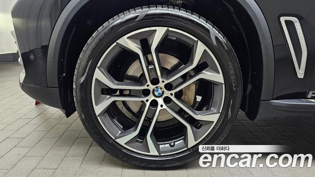 BMW X5 2021 — photo 5