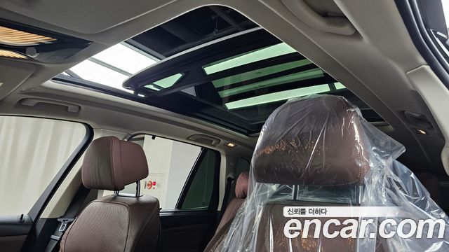 BMW X5 2021 — photo 24