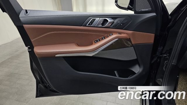 BMW X5 2021 — photo 14
