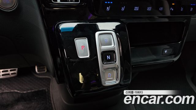 Hyundai Staria 2022 — photo 12