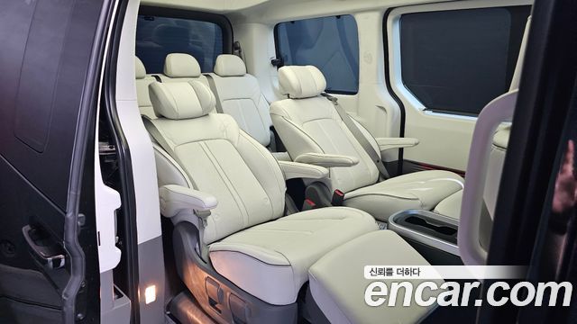 Hyundai Staria 2022 — photo 17