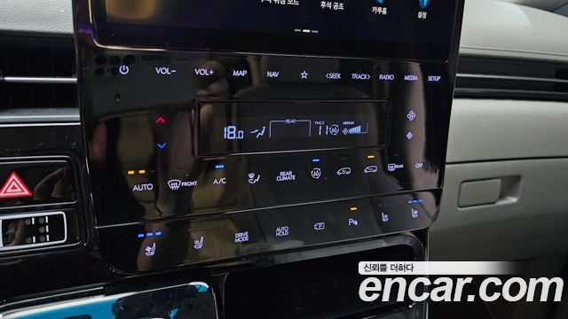 Hyundai Staria 2022 — photo 24