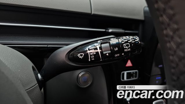 Hyundai Staria 2022 — photo 25