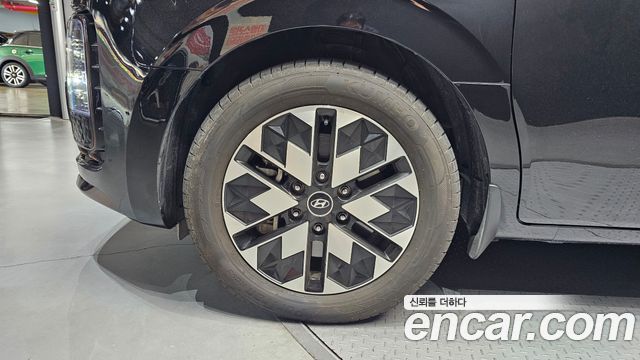 Hyundai Staria 2022 — photo 7