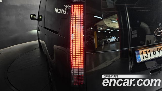 Hyundai Staria 2022 — photo 9