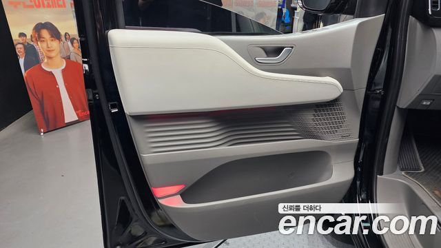 Hyundai Staria 2022 — photo 15