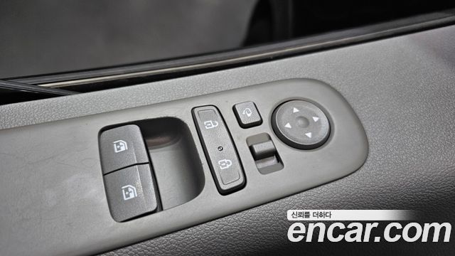 Hyundai Staria 2022 — photo 30